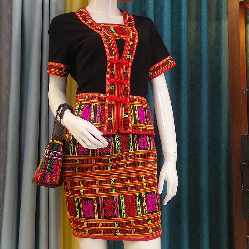 أزياء تقليدية للمجموعات العرقي - مراجعة Ethnic Dress Fashion Show وسعره