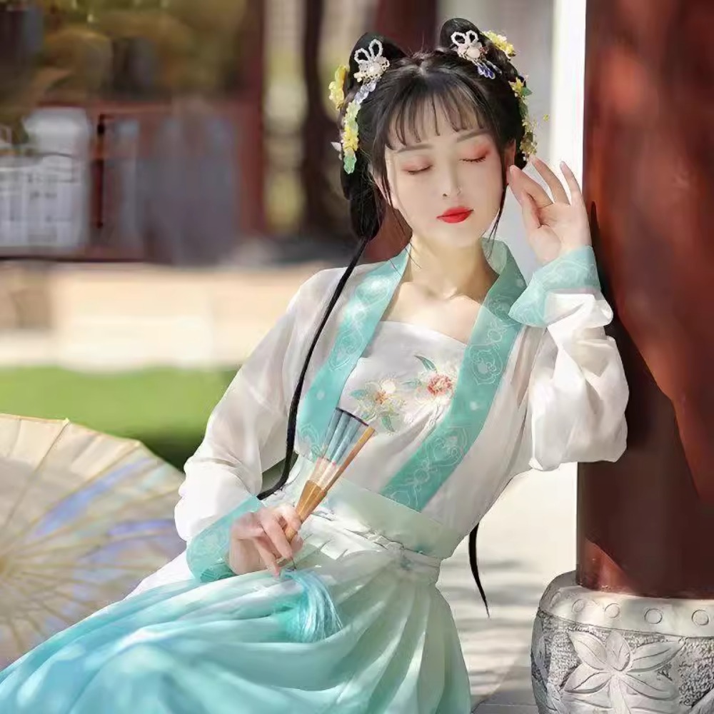 العرقية نمط أزياء الملابس حزب  - مراجعة Ethnic Dress Fashion Show وسعره