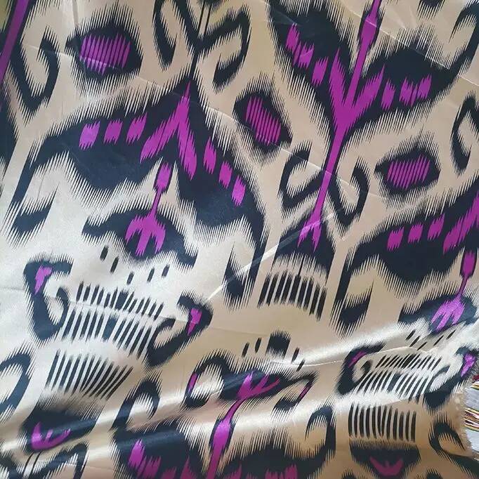 قماش جديد من شينجيانغ أديلايد  - مراجعة Ethnic Fabric وسعره