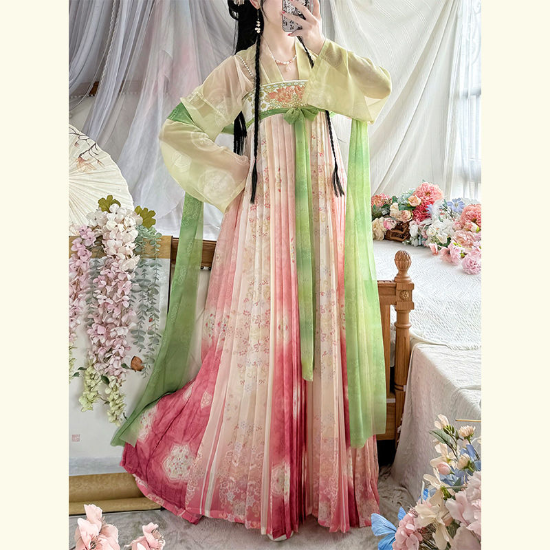 ملابس صينية تقليدية جديدة لعام - مراجعة Ethnic Dress Fashion Show وسعره